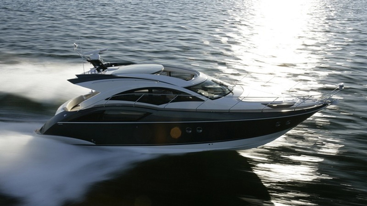 Аренда моторной яхты Marquis 500 Sport Coupe Harmony на Пхукете